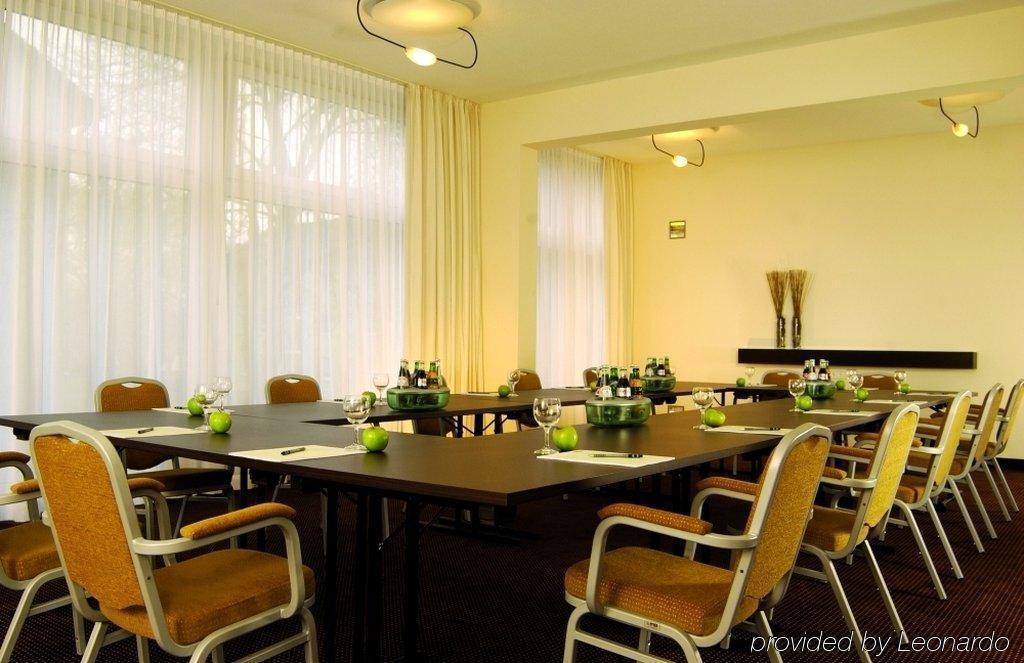 Hotel Friends Кёльн Экстерьер фото
