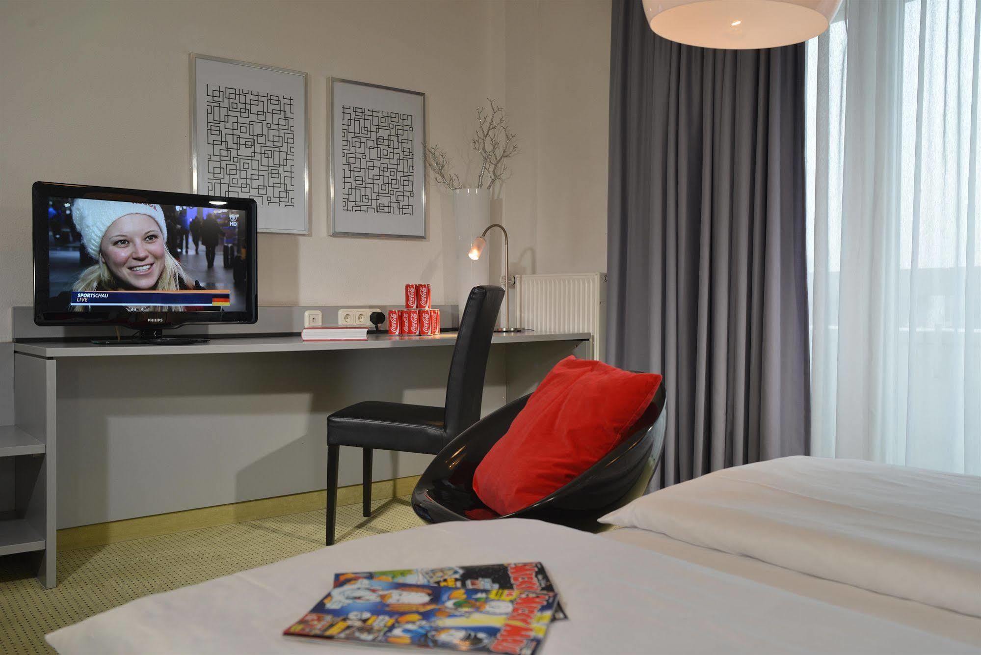 Hotel Friends Кёльн Экстерьер фото